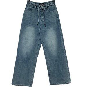NWT Fashion Nova Vintage Wash Wide Leg Jeans with Tie Belt Jeans - Size 7